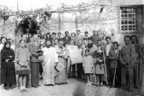 Έξω από τον Ταξιάρχη 4